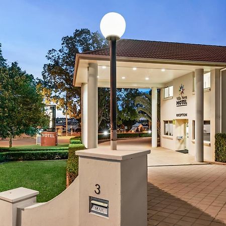 Villa Nova Motel Toowoomba Exterior foto