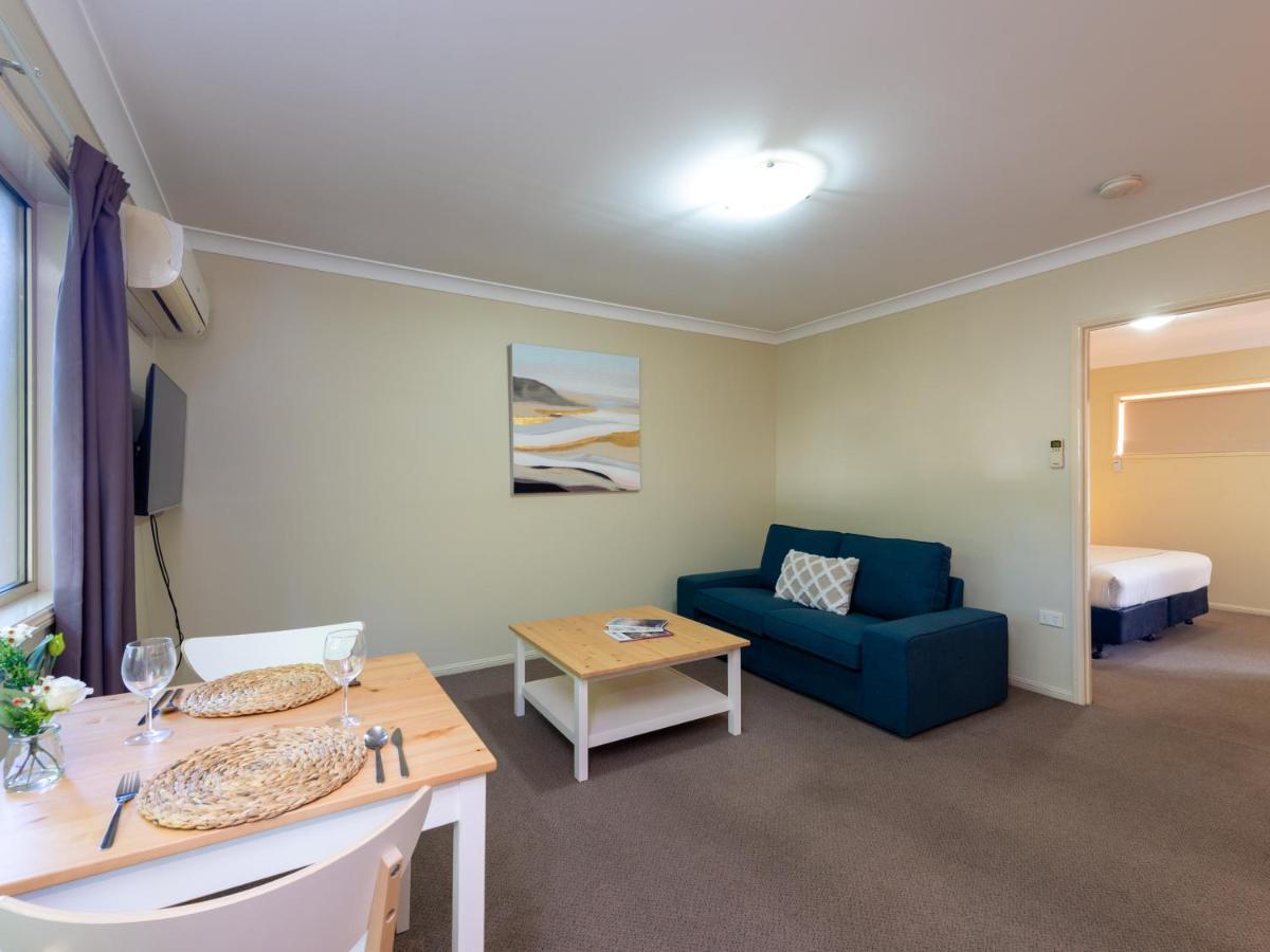 Villa Nova Motel Toowoomba Exterior foto